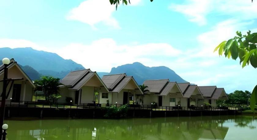 Ban Naam Resort Mae Sai Esterno foto