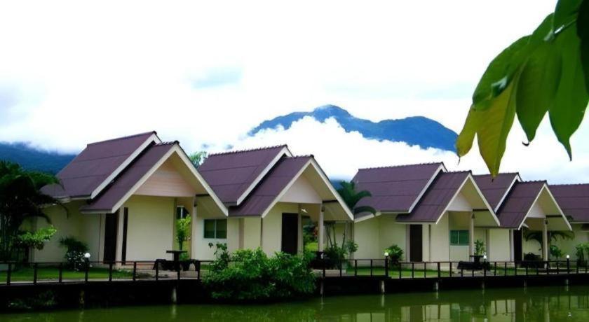 Ban Naam Resort Mae Sai Esterno foto